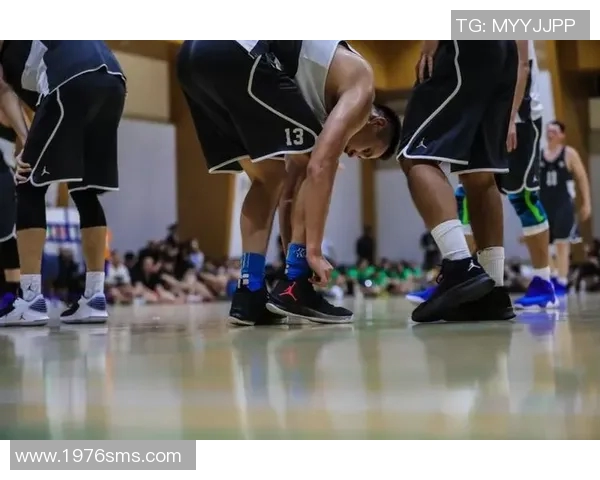 洪卡与赫尔辛基昨晚激战正酣比分揭晓精彩瞬间回顾 洪卡与赫尔辛基昨晚激战正酣比分揭晓精彩瞬间回顾